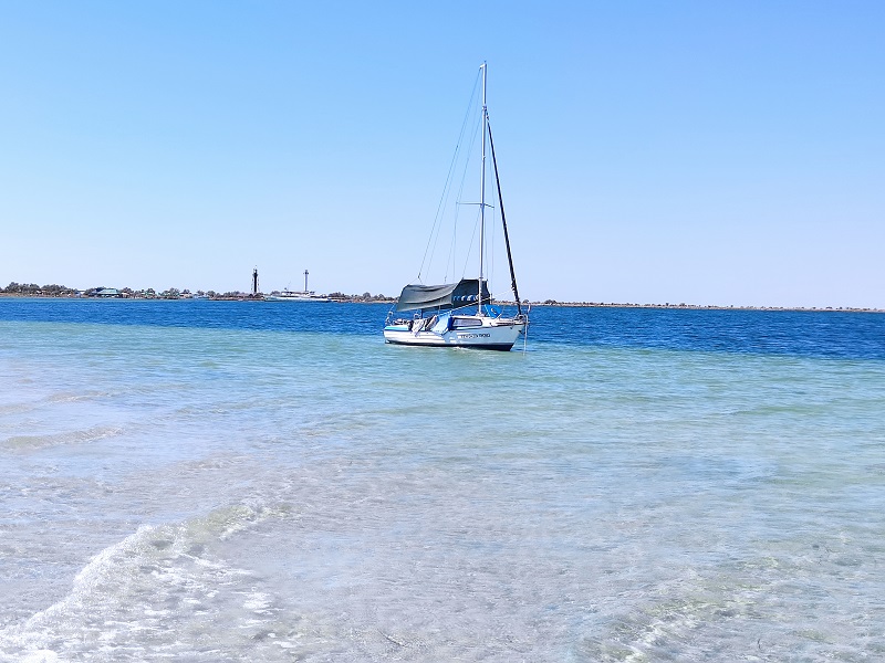 Відпустка на острові Джарилгач посеред Чорного моря: враження, ціни та як дістатись - Фото
