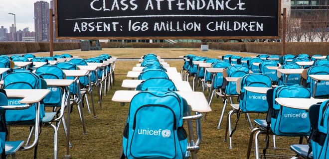 ЮНІСЕФ наголошує на катастрофічних наслідках закриття шкіл для сотень мільйонів дітей - Фото
