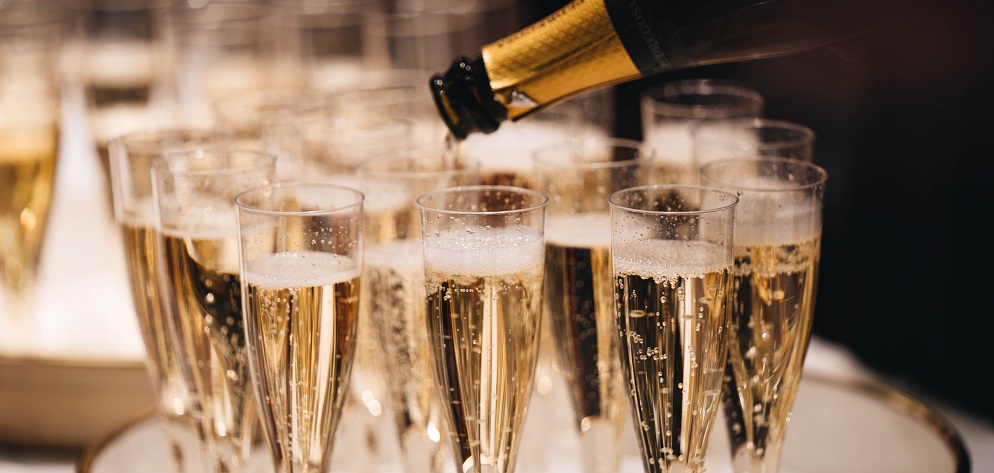 Как выбрать качественное шампанское на Новый год - Фото