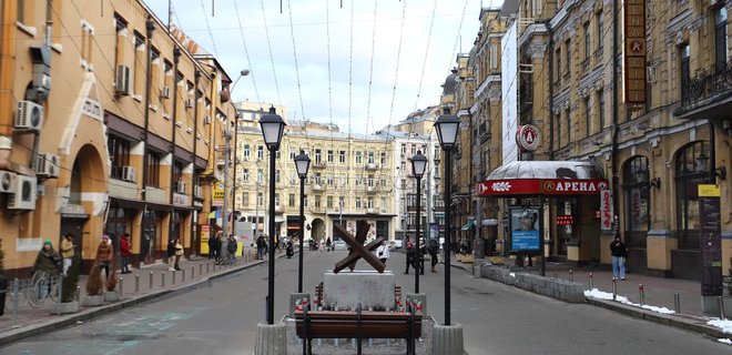 У Києві не ліквідуватимуть пішохідну зону біля Бессарабської площі 
 - Фото