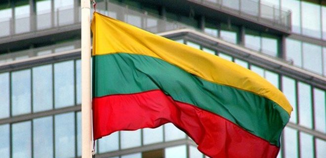 Литва планує штрафувати за незнання українцями литовської мови - Фото