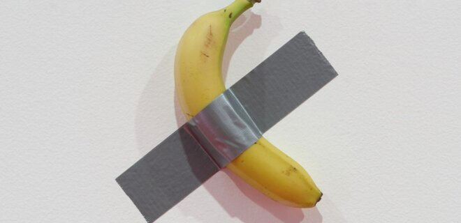 Студент съел банан, являвшийся частью арт-инсталляции, стоимостью $160 000 - Фото