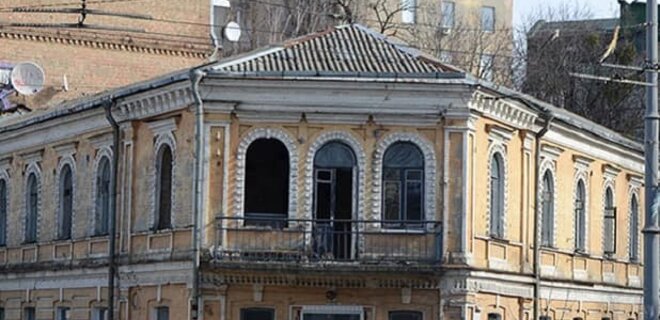 У Києві хочуть знести будинок, з балкона якого оголошували Акт Злуки, задля забудови - Фото