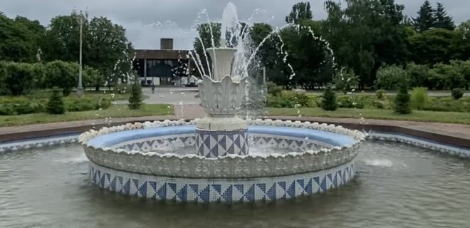 На ВДНХ запустили два фонтана, не работавших несколько лет - Фото