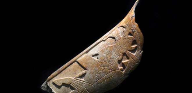 В Мексике археологи обнаружили древние украшения, изготовленные из человеческой кости - Фото